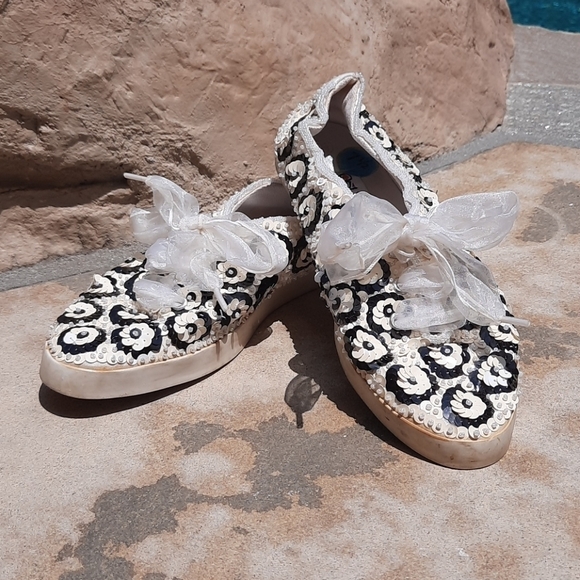Chinese Laundry 7.5 white black sequin sneakers - Picture 1 of 13